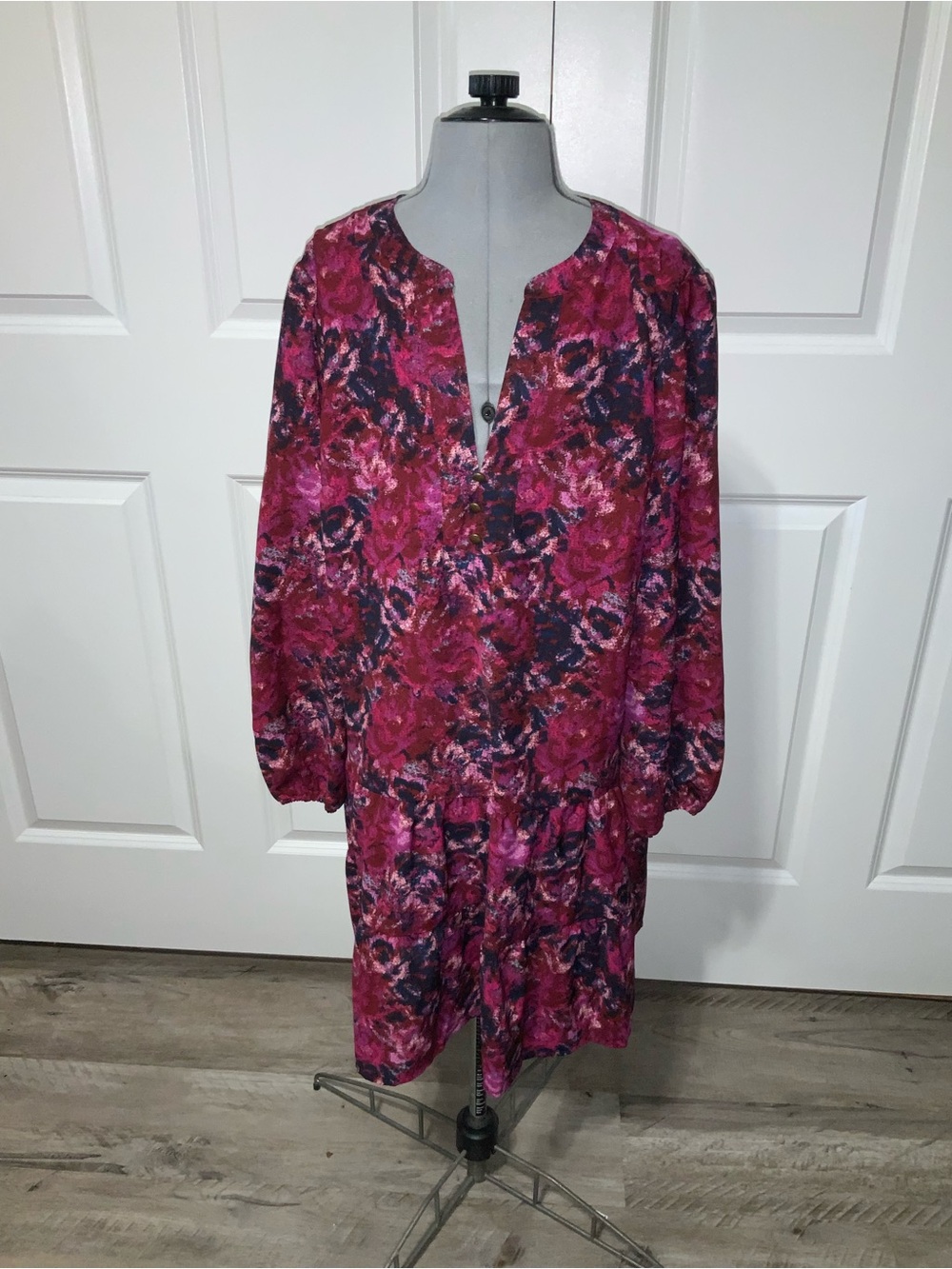 (Bin 20) Time & Tru, Fuchsia Floral Long-Sleeve Tiered Dress, Size M